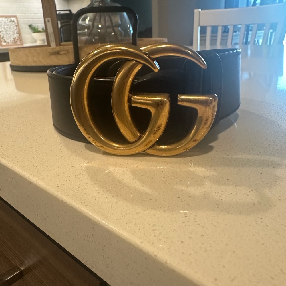 Authentic Black Gucci Marmont Belt with Gold GG Buckle